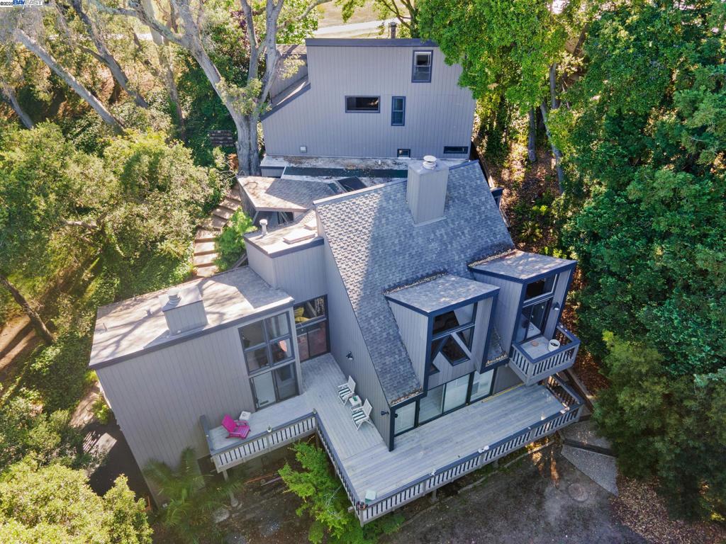 FOOTHILL AREA - Residential