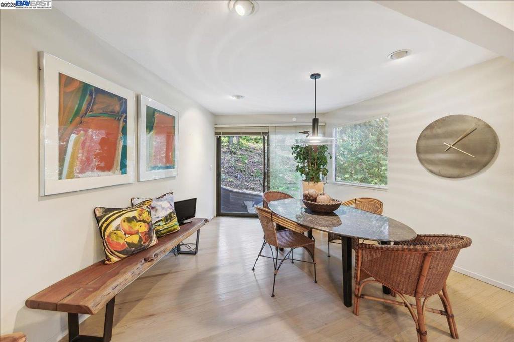FOOTHILL AREA - Residential
