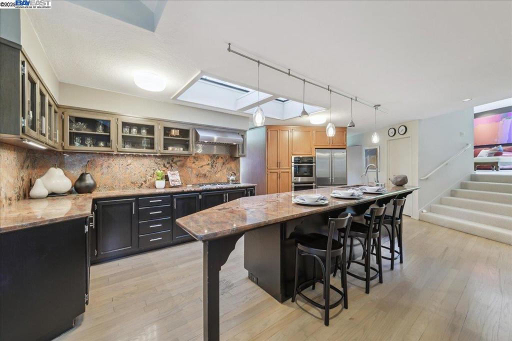 FOOTHILL AREA - Residential