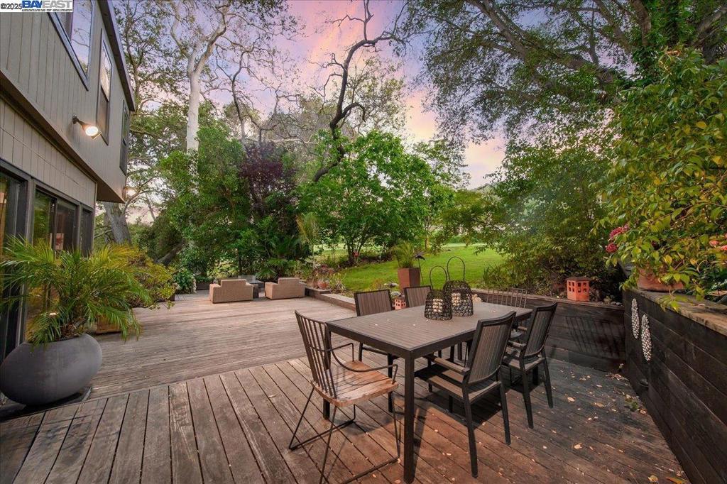 FOOTHILL AREA - Residential