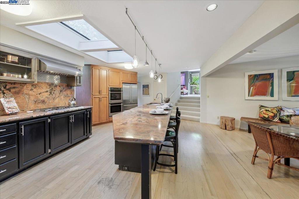 FOOTHILL AREA - Residential