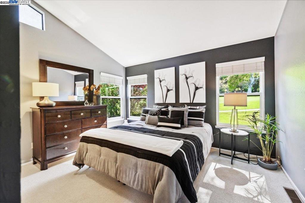 FOOTHILL AREA - Residential