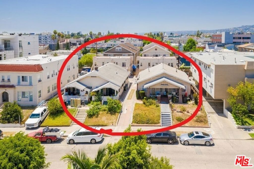 423 N Serrano Avenue