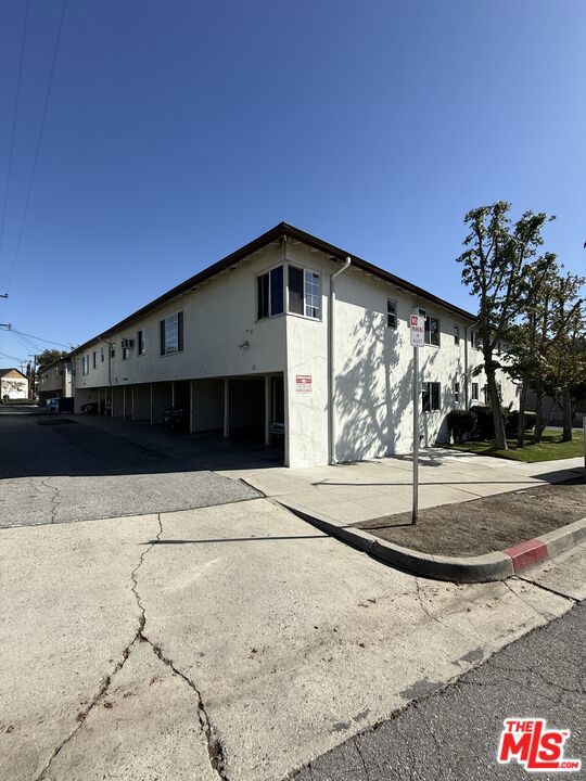 3111 W Ramona Road