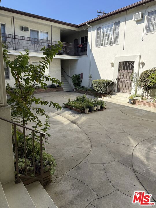 3111 W Ramona Road