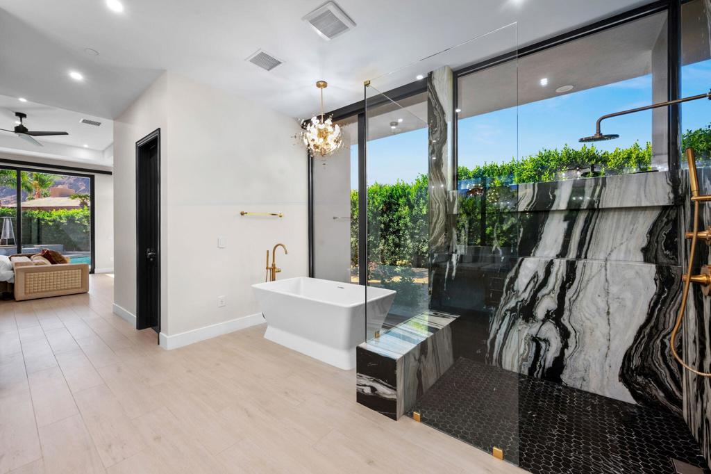 Indian Wells C.C. - Residential