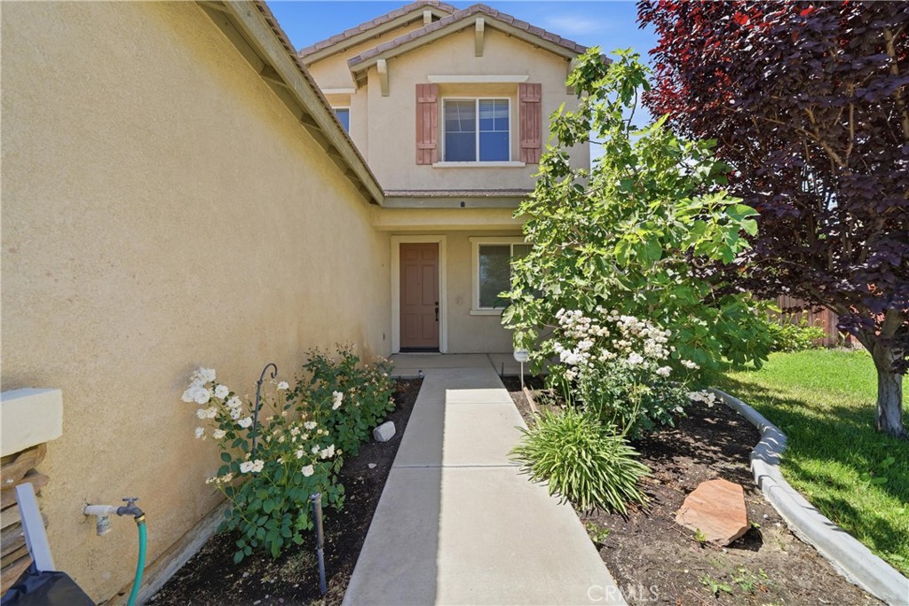 13825 Hawk Court