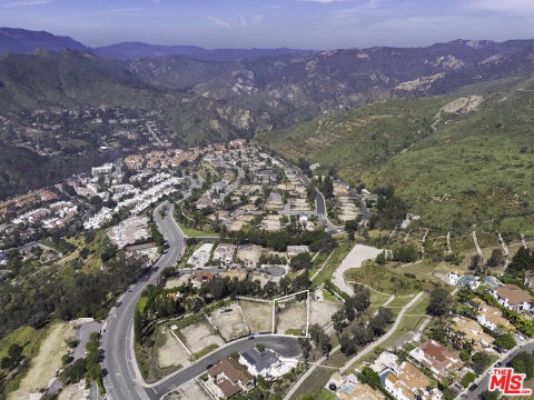 Tiny photo for 1433 El Bosque Court, Pacific Palisades, CA 90272 (MLS # 26994907)