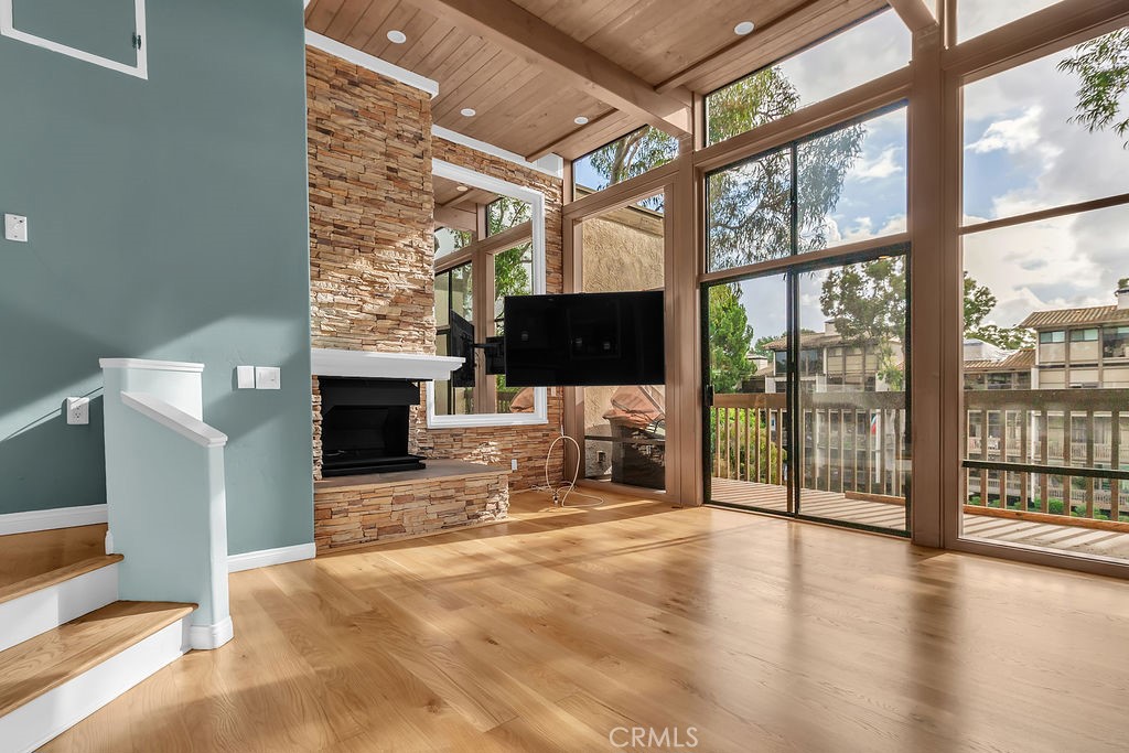 Marina Pacifica (MRP) - Residential Lease