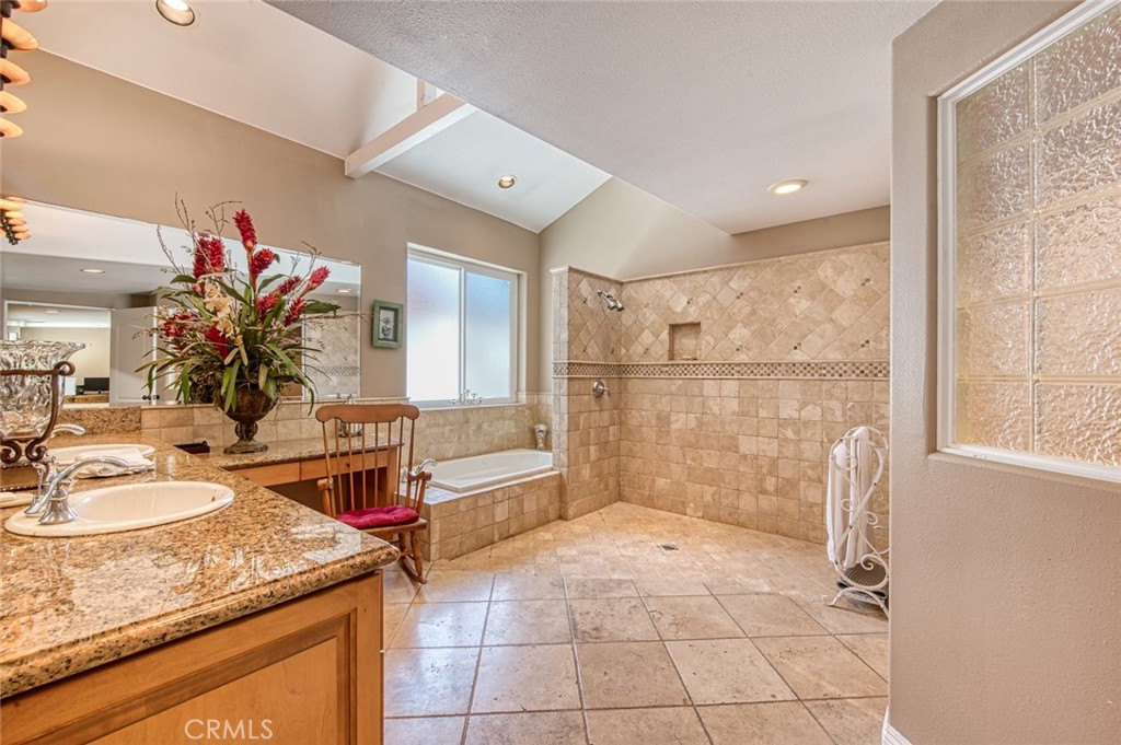 327 Santa Isabel, Newport Beach CA 92660 - Photo 13