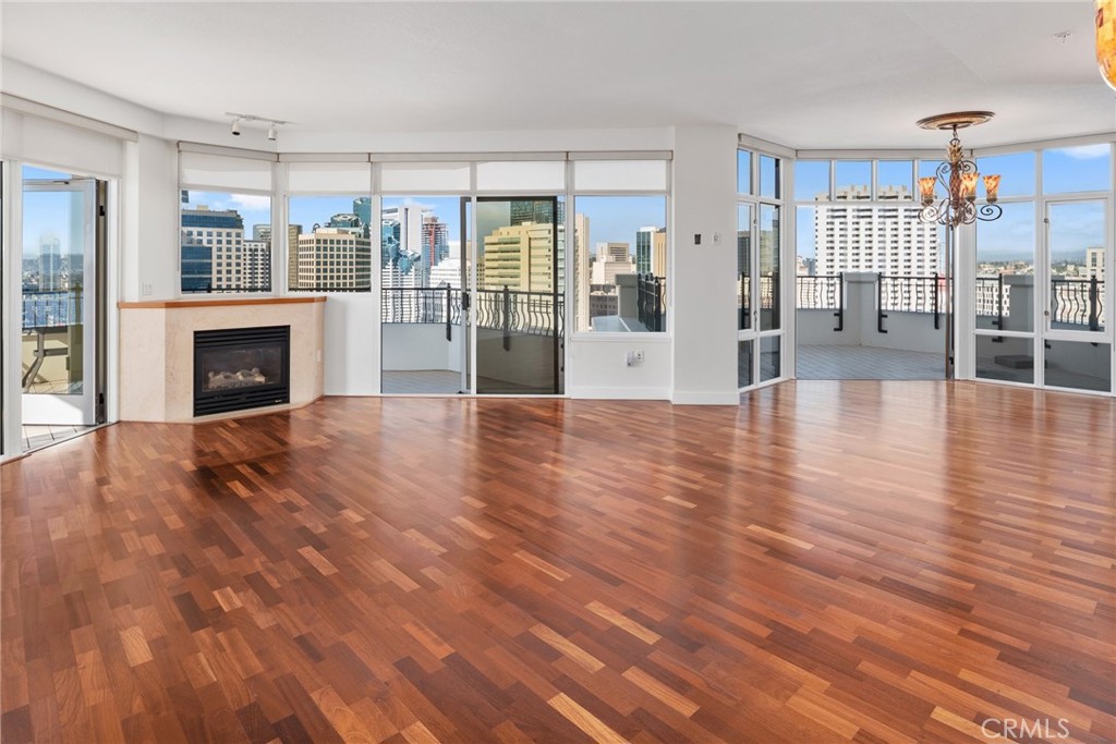 700 W Harbor Drive 2301