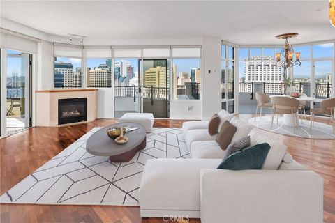 Photo of 700 W Harbor Drive #2301, San Diego, CA 92101 (MLS # PW25084327)