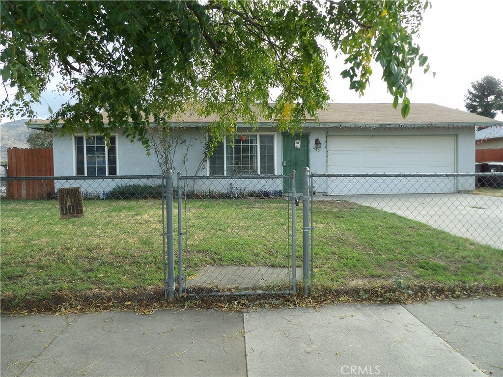430 W Barbour