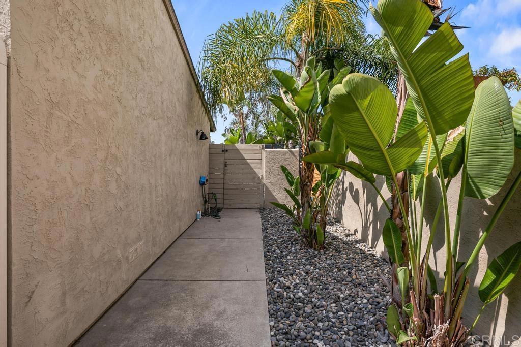 943 45 Windy Hill