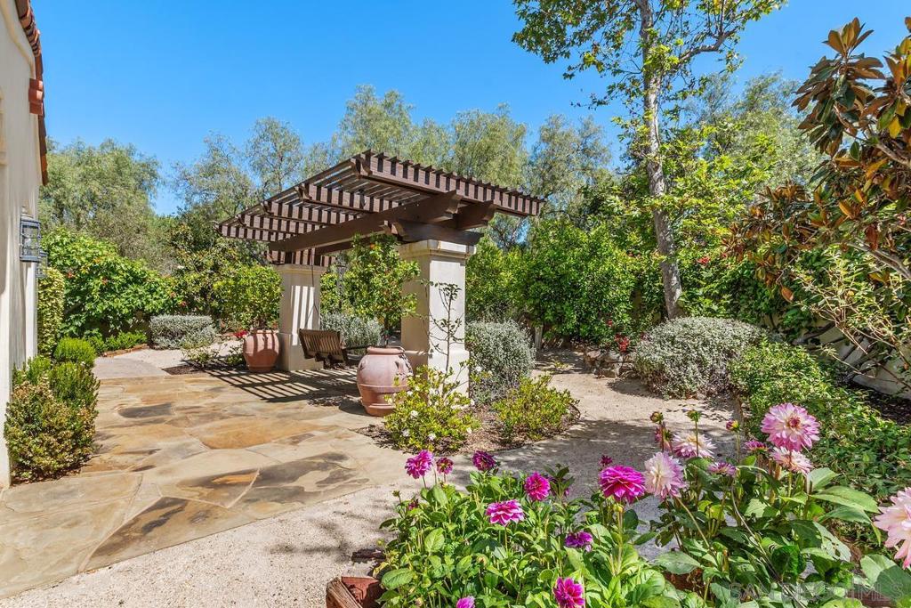 Santaluz - Residential