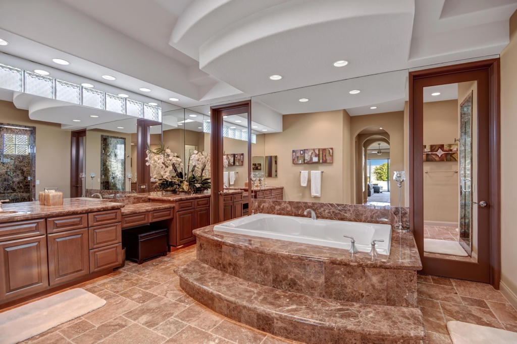 Avondale Country Clu - Residential Lease