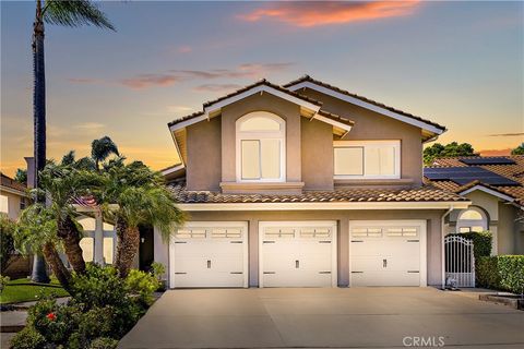 Photo of 27041 Ironwood Drive Dr, Laguna Hills, CA 92653 (MLS # OC25195151)