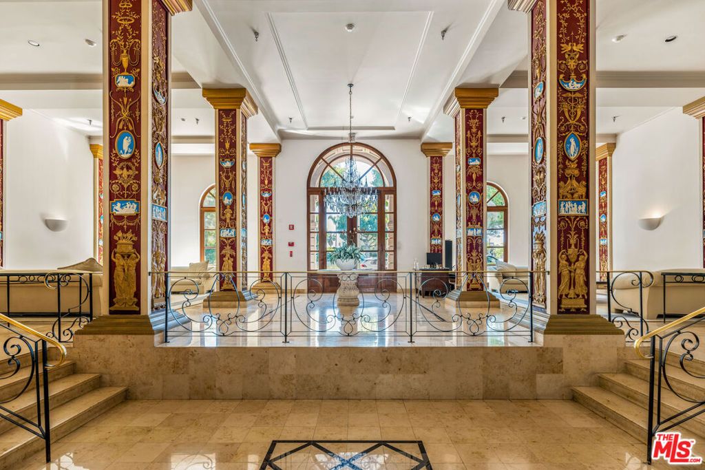 Photo of 9249 Burton Way #205, Beverly Hills, CA 90210 (MLS # 26639559)