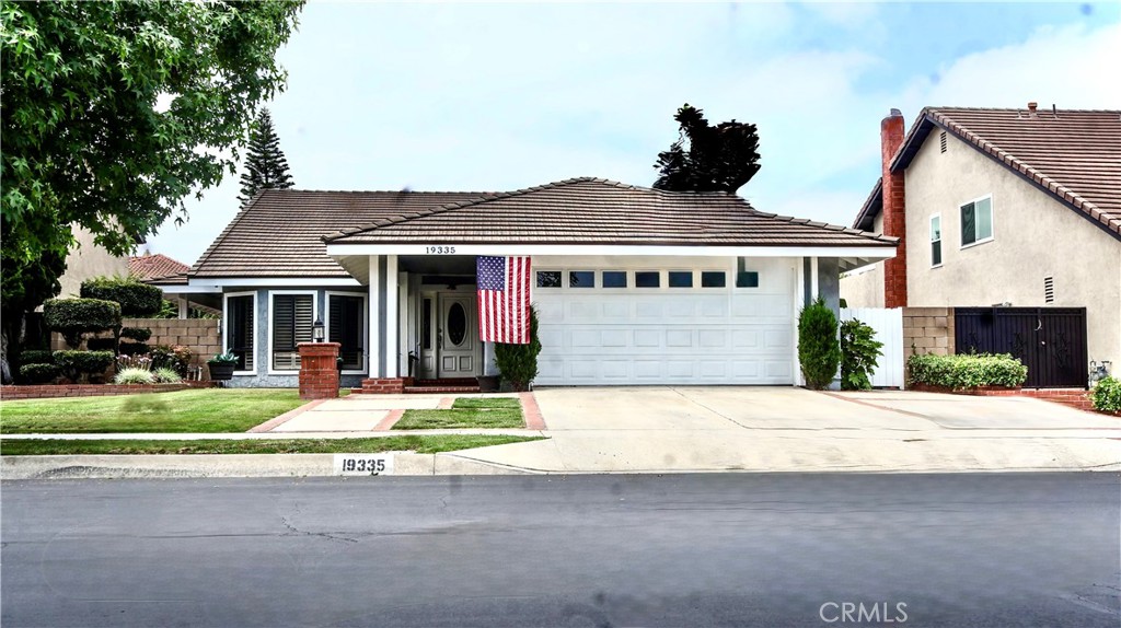 19335 Derbyshire Lane