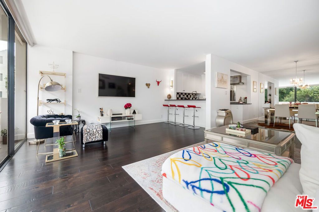Photo of 8787 Shoreham Drive #203, West Hollywood, CA 90069 (MLS # 25579201)