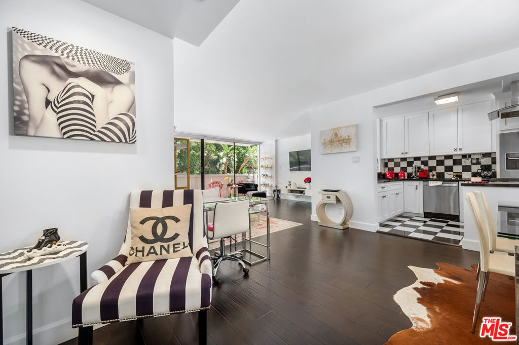 8787 Shoreham Drive 203