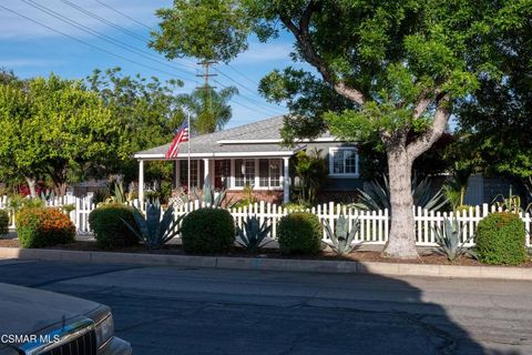 Photo of 1484 N Rose Street, Burbank, CA 91505 (MLS # 226001724)