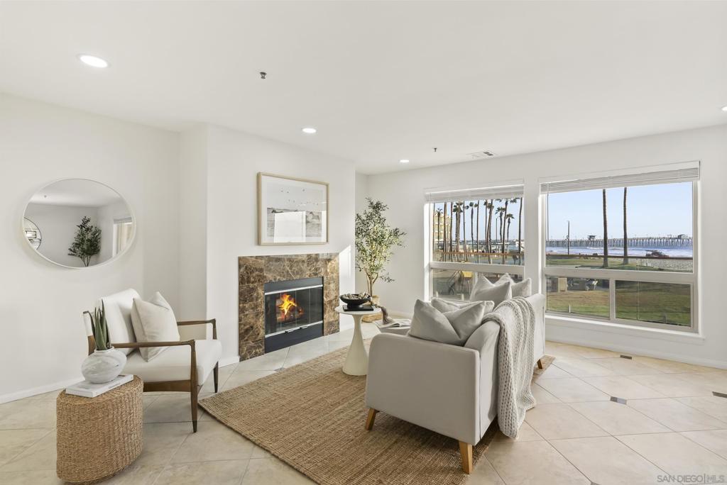 714 Seacoast Dr 102
