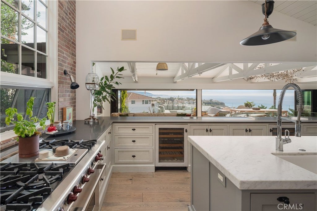 998 EMERALD BAY, Laguna Beach CA 92651 - Photo 15