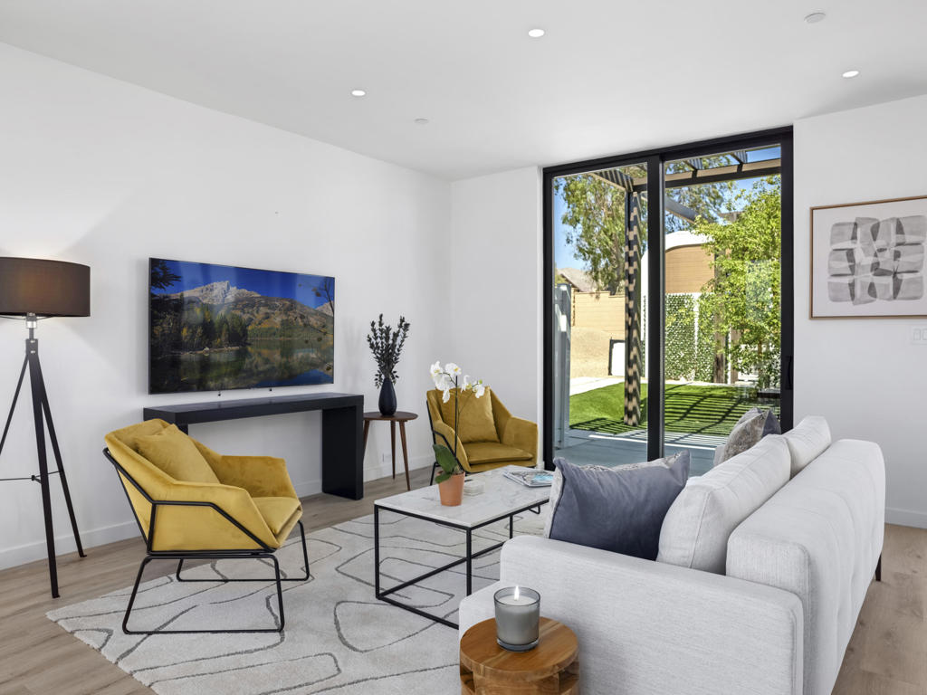 Vista Hacienda - Residential