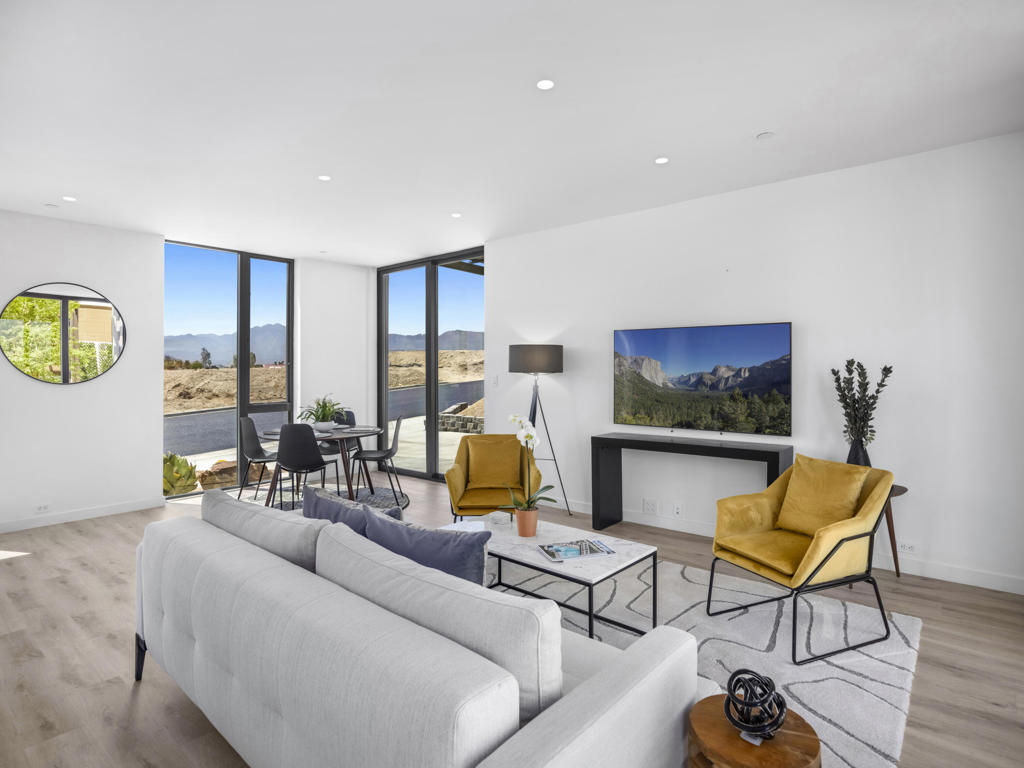 Vista Hacienda - Residential