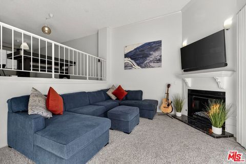 Photo of 19355 Sherman Way #42, Reseda, CA 91335 (MLS # 26646097)