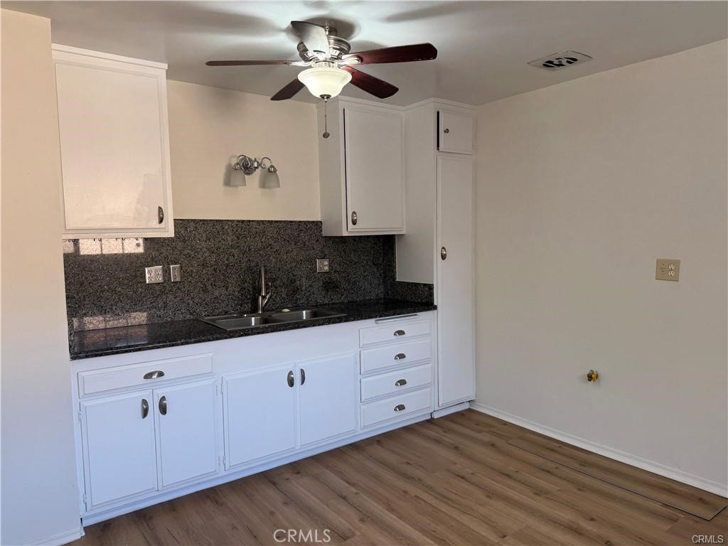 937 W 17th