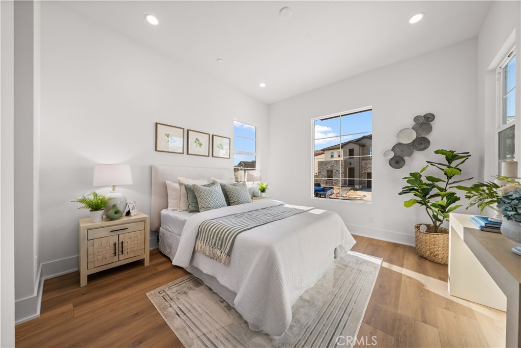 Oaks at portola Hills - Residential