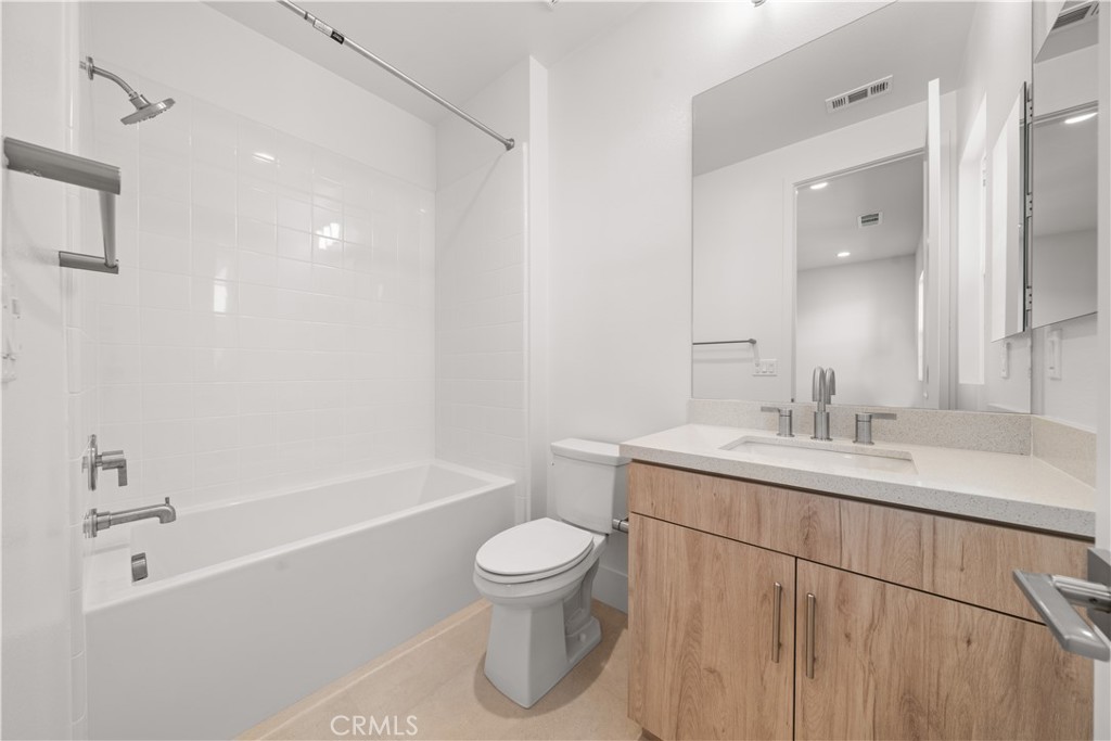 Oaks at portola Hills - Residential