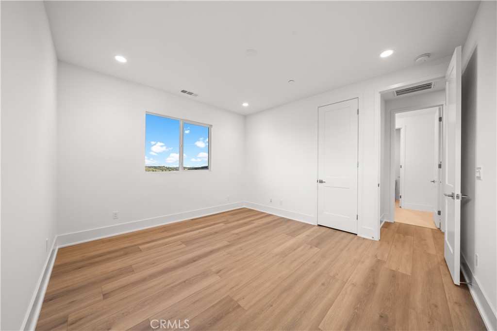 Oaks at portola Hills - Residential