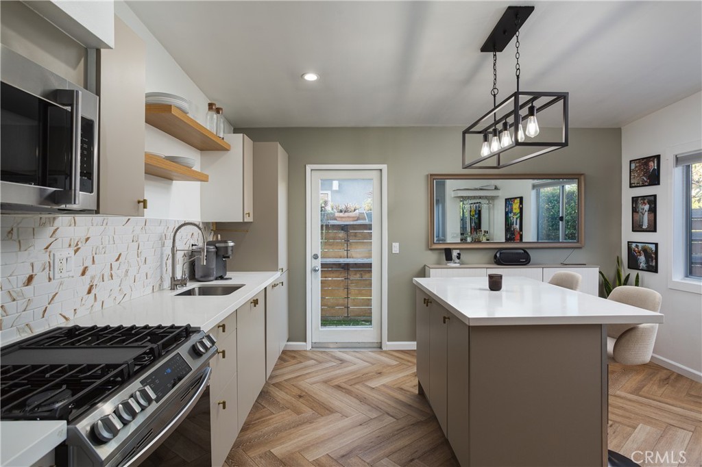 Costa Mesa Triangle (CTRI) - Residential