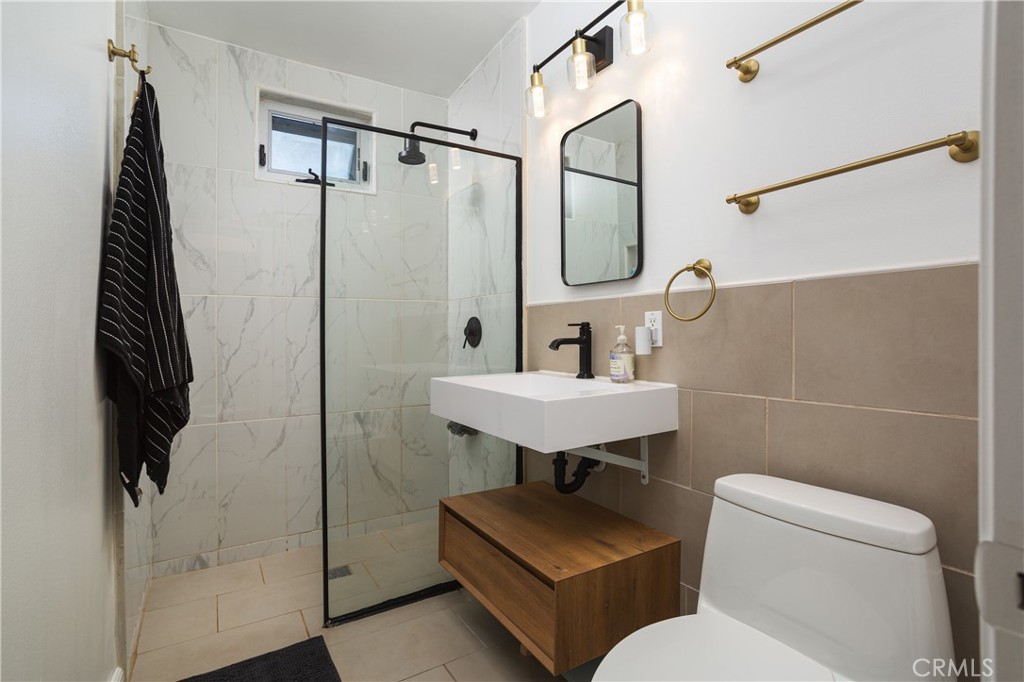 Costa Mesa Triangle (CTRI) - Residential