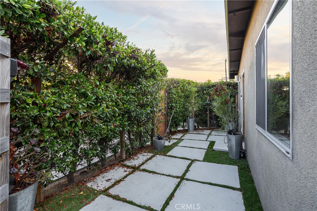 Costa Mesa Triangle (CTRI) - Residential