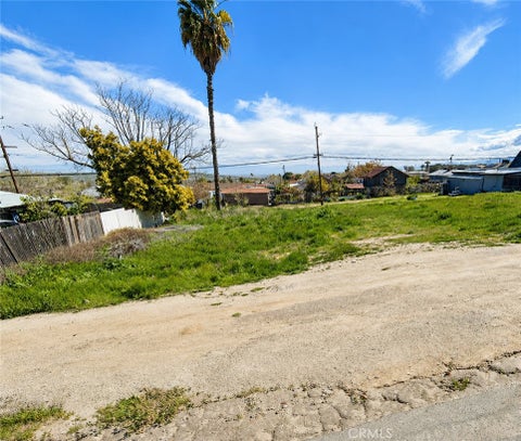 Photo of 508 Lierly AVE, Taft, CA 93268 (MLS # OC26154445)