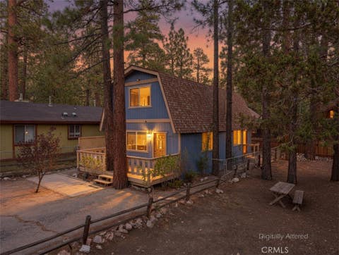 Photo of 1124 Myrtle Avenue, Big Bear City, CA 92314 (MLS # IG26162789)
