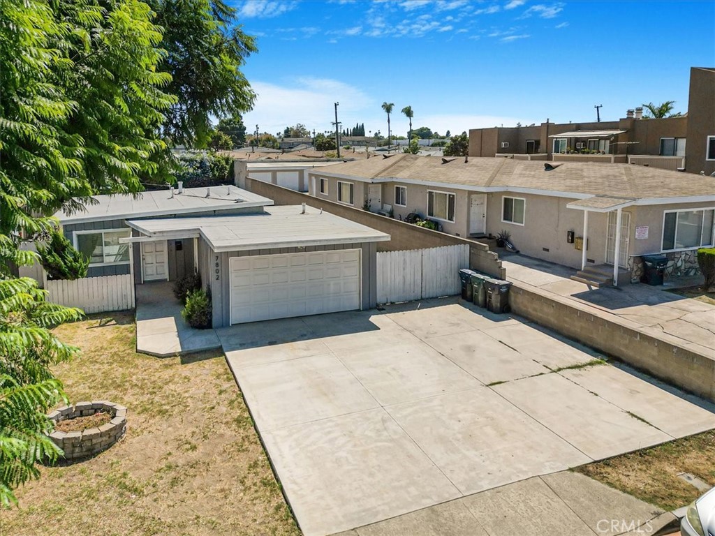 You have just found a great investment opportunity in Surf City USA. This is a 2 bedroom 1 bath single story house, with a 2 car garage on a large lot.
Live in the house while you enjoy the land and open space, or build units. Your choice. It is zoned for either option. Huntington Beach offers so much including great dining, several shopping malls in close proximity, lots of parks and of course world famous the Surf City Huntington Beach Pier, Downtown and Beach plus so much more. This sale is as is where is, and subject to court confirmation. The buyer is responsible for ALL Due Diligence, the seller is exempt from disclosure.