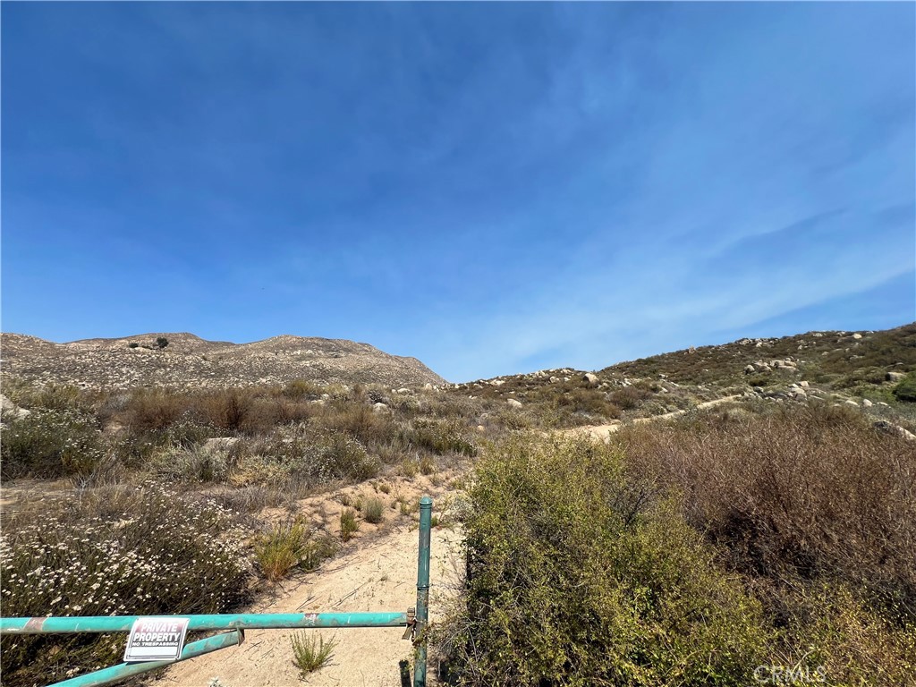 Unlock the potential of this expansive 25.40-acre parcel nestled in the rural outskirts of Hemet, ideal for investors, developers, or those seeking privacy and space. Located just off Greico Way near Verde Rd, this lot offers a blank canvas surrounded by scenic hillside views and natural terrain.
Key Features:
• APN: 469-110-016
• Zoned for Homesite/10–49.9 acres
• Approximately 1.1 million sqft of raw land
• Accessible via Greico Way near Moses Rd & Girard St
Location Perks:
Secluded yet just minutes from shopping, schools, and Highway 74. Enjoy the peaceful lifestyle while still being conveniently connected to Hemet and the surrounding valley.
Whether you’re looking to build, invest, or hold for the future—this land offers freedom, space, and potential.