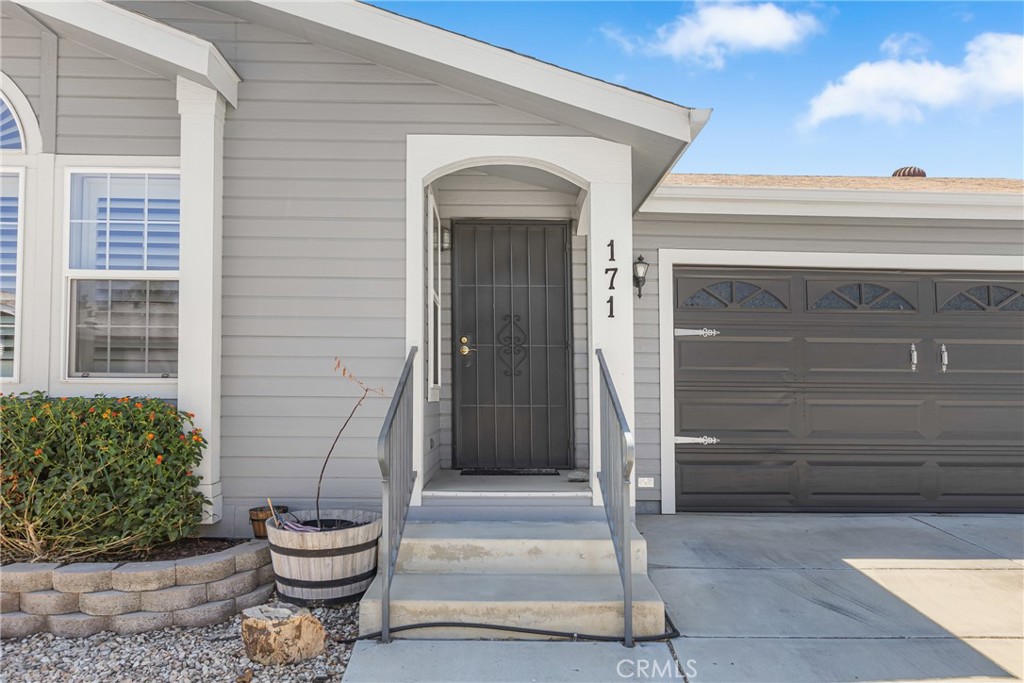 27250 Murrieta Road 171