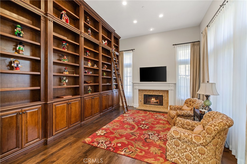 1005 Cheshire Hills Court