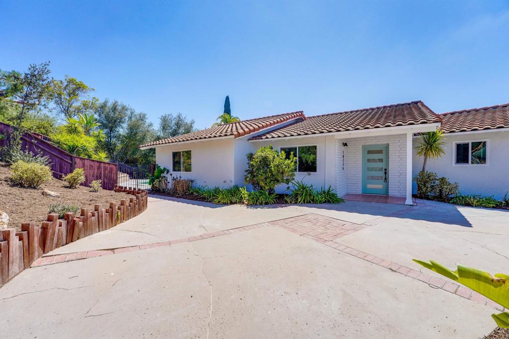 10236 Lake Meadow Lane