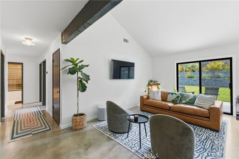 Tiny photo for 42732 Tierra Robles Pl, Temecula, CA 92592 (MLS # SW26085749)