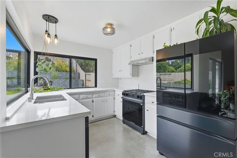 Tiny photo for 42732 Tierra Robles Pl, Temecula, CA 92592 (MLS # SW26085749)