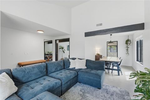 Tiny photo for 42732 Tierra Robles Pl, Temecula, CA 92592 (MLS # SW26085749)