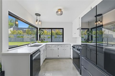 Tiny photo for 42732 Tierra Robles Pl, Temecula, CA 92592 (MLS # SW26085749)