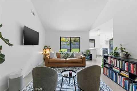 Tiny photo for 42732 Tierra Robles Pl, Temecula, CA 92592 (MLS # SW26085749)